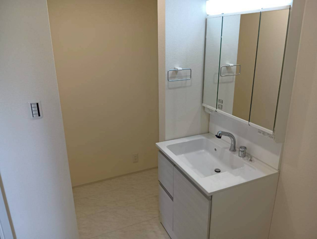 【独立洗面台】 | 清水町徳倉3期 新築建売分譲住宅 建物＋土地 TW06166 | 清水町徳倉　2号棟　洗面化粧台　※令和8年7月9日撮影写真