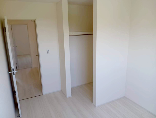 【洋室】 | 清水町徳倉3期 新築建売分譲住宅 建物＋土地 TW06166 | 清水町徳倉　2号棟　２F洋室6.7帖北西　※令和8年7月9日撮影写真