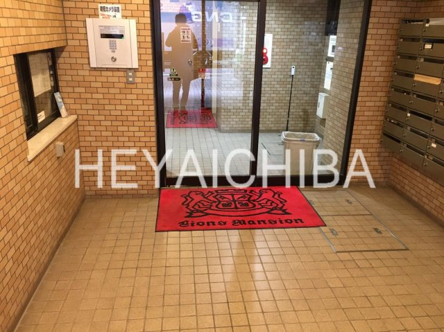 ライオンズマンション御徒町第三のロビー