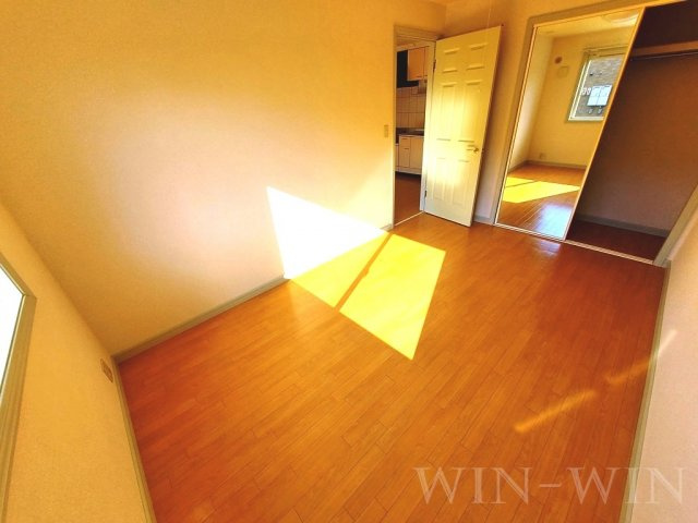 エルヴェ南小向 Aの寝室