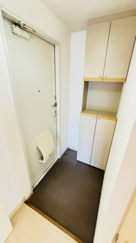 ハイデンス般若寺の玄関
