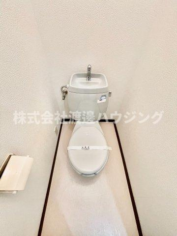 ヴィラージュみのお A棟のトイレ