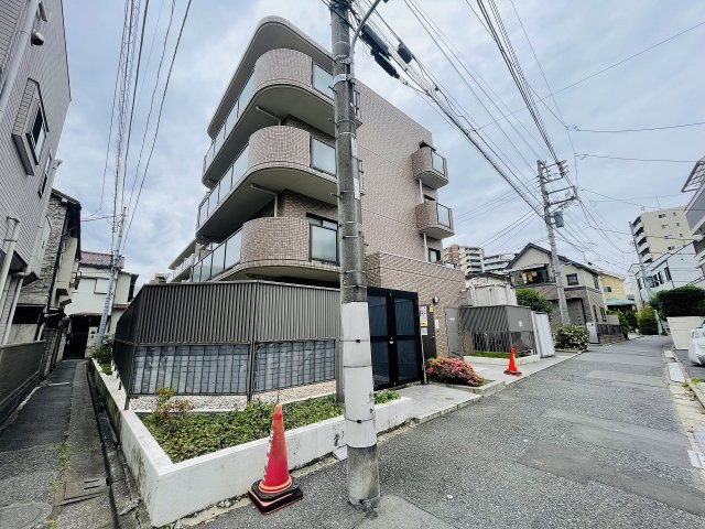 日神パレステージ志茂の外観