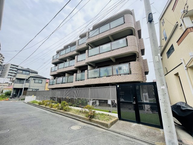 日神パレステージ志茂の外観