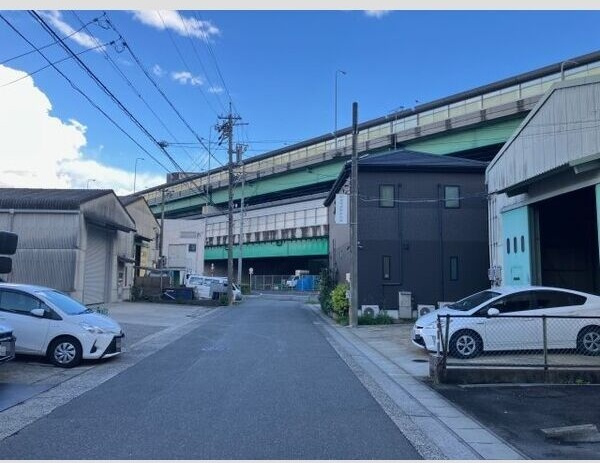 山木1-144倉庫の外観