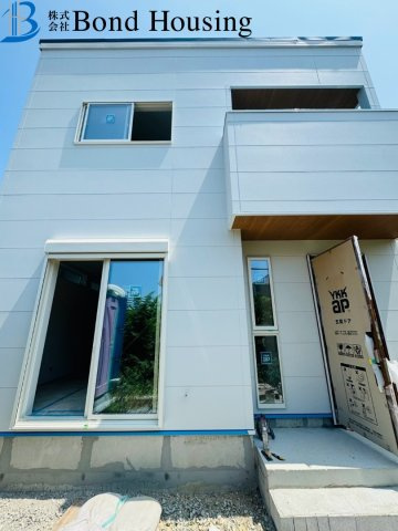 JR大久保駅まで徒歩20分　大久保町谷八木　新築戸建の前面道路含む現地写真