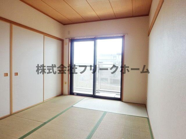 小金井市東町３丁目の賃貸マンションの寝室