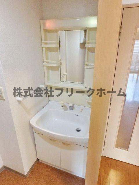 小金井市東町３丁目の賃貸マンションの洗面所