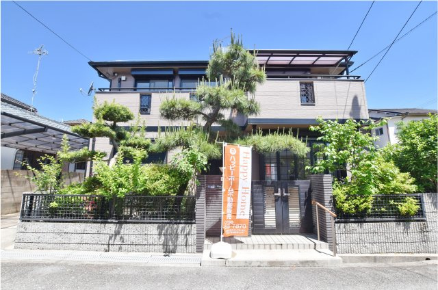 宝塚市南ひばりガ丘1丁目中古戸建｜4SLDK＋駐車1台可