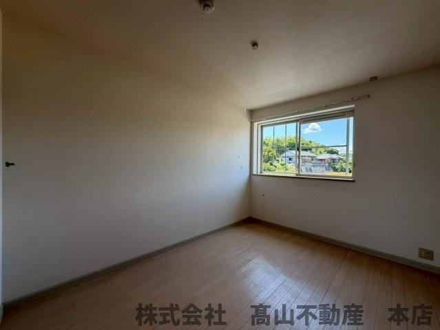 遠賀郡岡垣町大字吉木のアパートの洋室