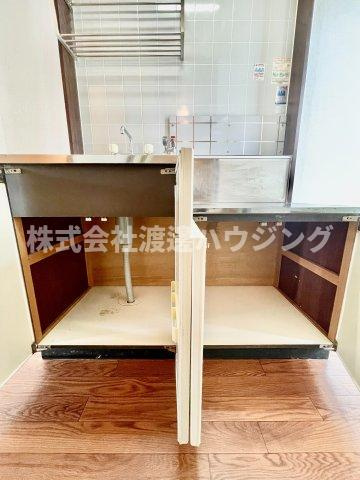 ヴィラージュみのお B棟のキッチン