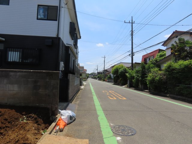 川越市かすみ野売地の前面道路含む現地写真