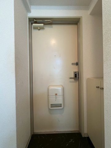 長瀬レジデンスの玄関
