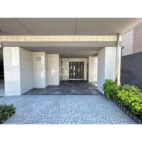 クレアシオン　 東光小学校区のエントランス|クレアシオン