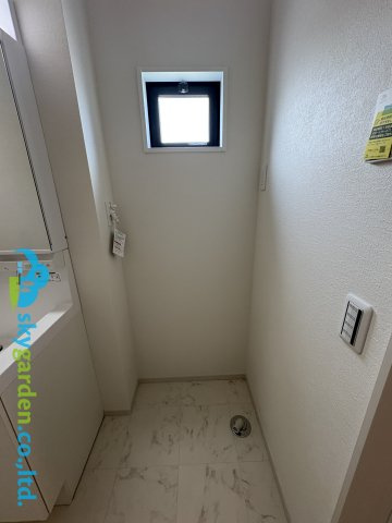 高座郡寒川町岡田２期　新築戸建　全１棟のランドリースペース