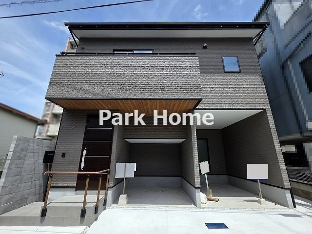 高知市旭駅前町　新築戸建ての外観
