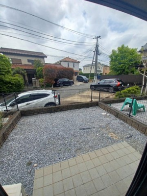 【庭】 | ハイライズYN | 広い専用庭付