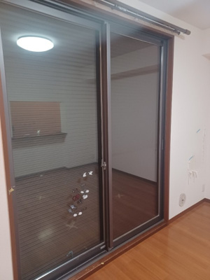 【その他】 | ハイライズYN | 全室雨戸シャッター完備