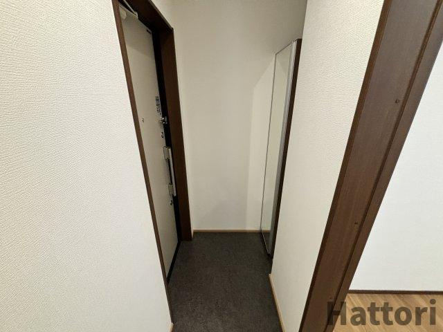 T's岡上の町の玄関