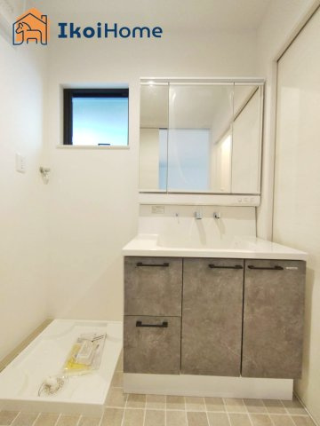 明石市大久保町谷八木　新築戸建の洗面所|◆同社施工例◆年中無休：当日予約可●洗濯パンがついていません。5000〜15000円前後です