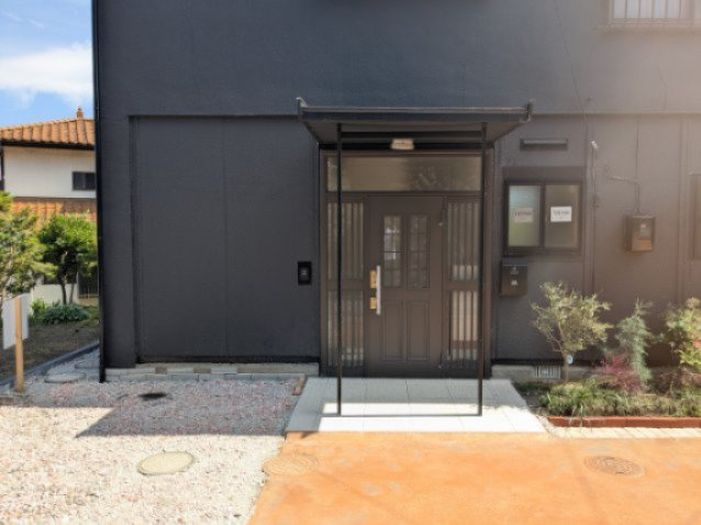 中古戸建　安中市安中4丁目の玄関|シンプルで使いやすい玄関です