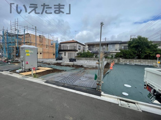 【外観】 | 【仲介手数料無料！！】府中市紅葉丘3丁目　新築戸建て（全17棟）G号棟　6690万円 | 令和８年６月８日撮影　建築中