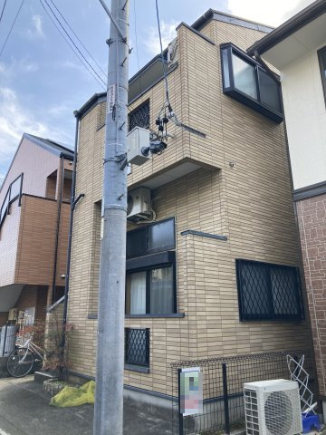 プースヴェールの外観
