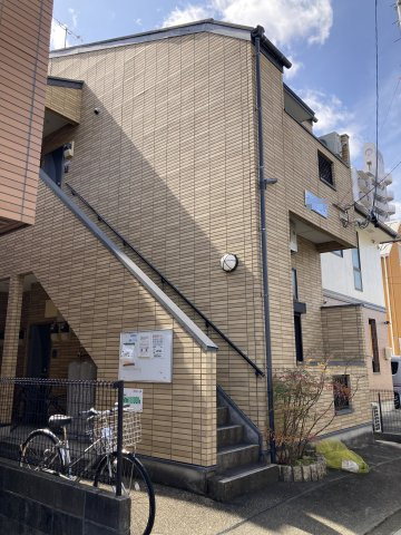 プースヴェールの外観