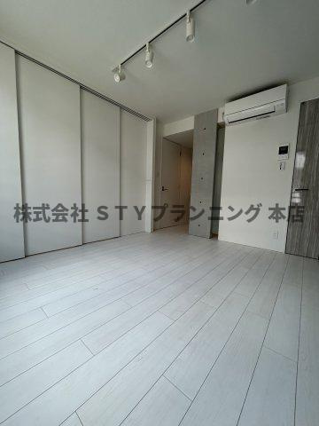 仲介手数料０円！quador名古屋WESTの居間・リビング