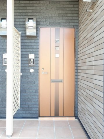 ベル　フォレスト　Ⅱの玄関|明るい玄関です