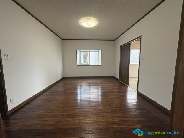 高座郡寒川町一之宮２丁目　中古戸建の居間・リビング|おしゃれな居間です