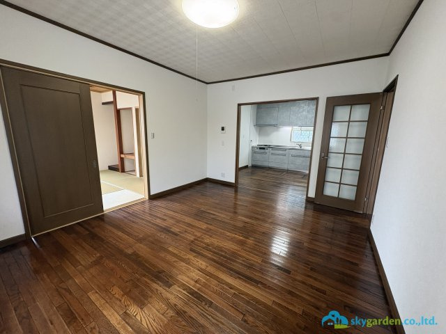 高座郡寒川町一之宮２丁目　中古戸建の居間・リビング