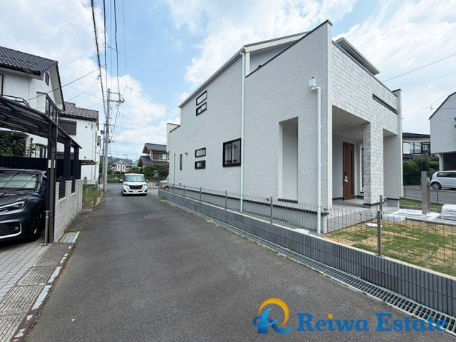 新築戸建　茅ヶ崎市室田3丁目の前面道路含む現地写真