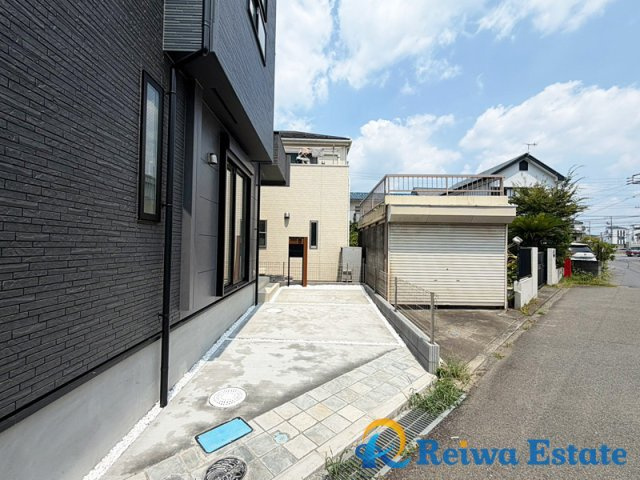 新築戸建　茅ヶ崎市室田3丁目の駐車場|カースペース1台完備☆