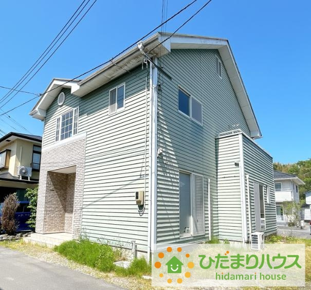 いわき市内郷御台境町五反田　中古戸建の外観|たっぷりの陽光と心地よい風が舞い込む住まい♪