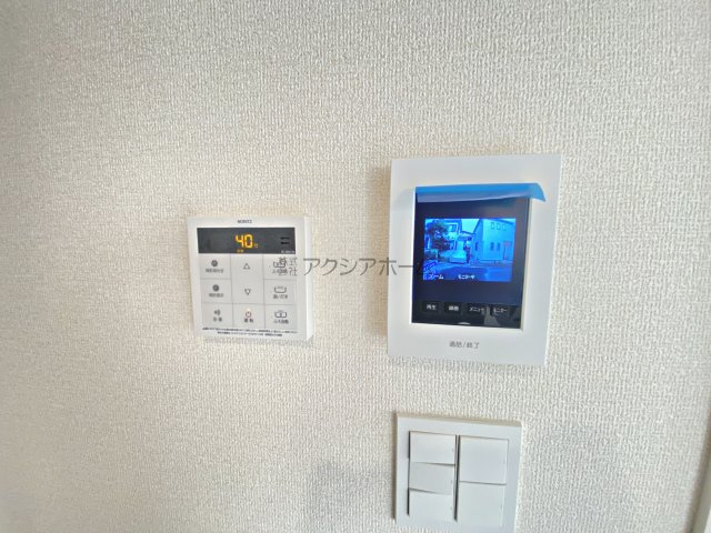 所沢市向陽町・全1棟　新築一戸建　～1部屋増やせる！～の設備|ＴVモニターインターホン・給湯器リモコン