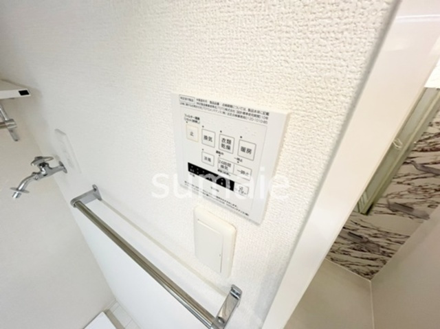 エミナーレ西大宮の設備|浴室乾燥機です