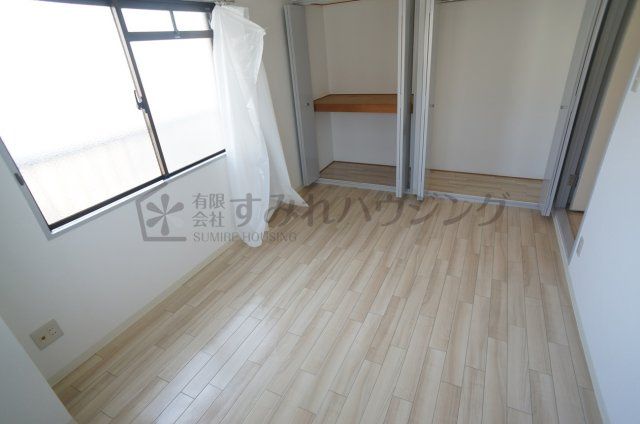 グランドゥール平井の寝室|参考、同建物・同間取りの号室
