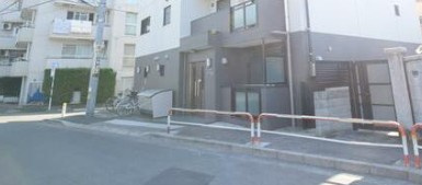 アソシエ駒込のエントランス