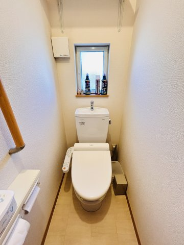 あきる野市上代継　中古住宅☆駅徒歩約10分☆のトイレ