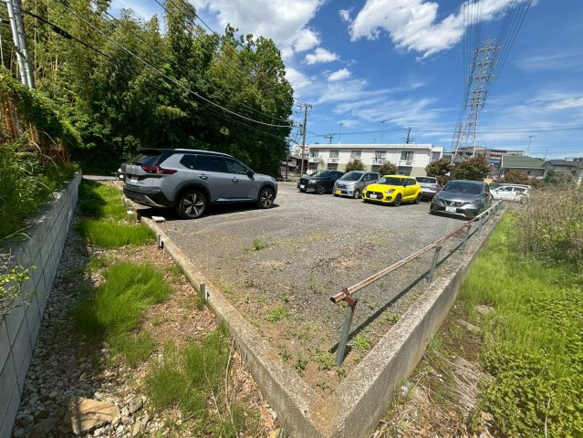 伊勢原市　駐車場の周辺