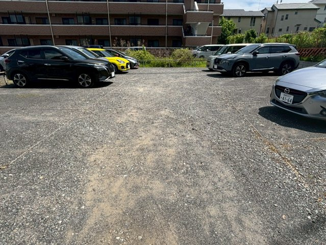 伊勢原市　駐車場の周辺