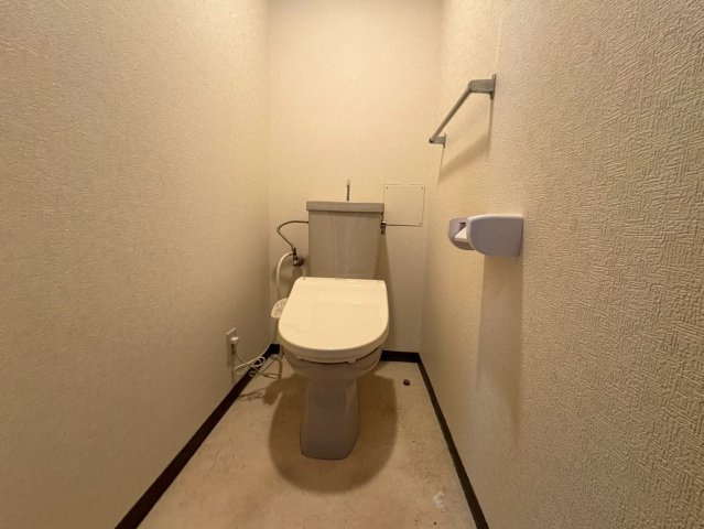 コンフォート津々山台のトイレ