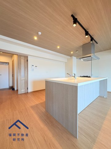 ホワイトパレス香住ケ丘の居間・リビング