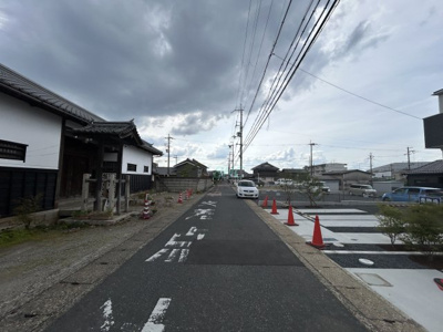 【前面道路含む現地写真】 | 栗東市手原４丁目　分譲2区画1号地