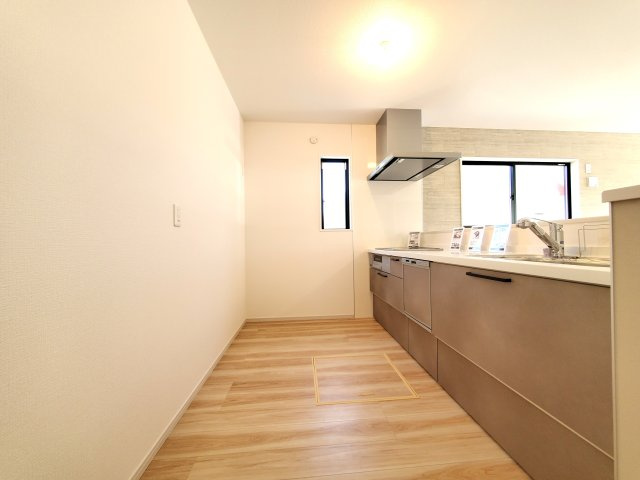 三郷市　新和3丁目　新築戸建　全1棟のキッチン|キッチンです