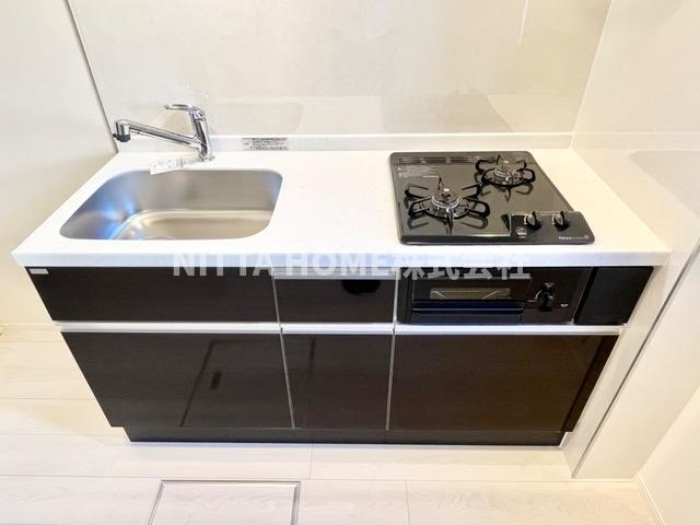 丹波篠山市中野賃貸アパートⅡのキッチン|【完成イメージ図】２口コンロのシステムキッチンが付いています♪