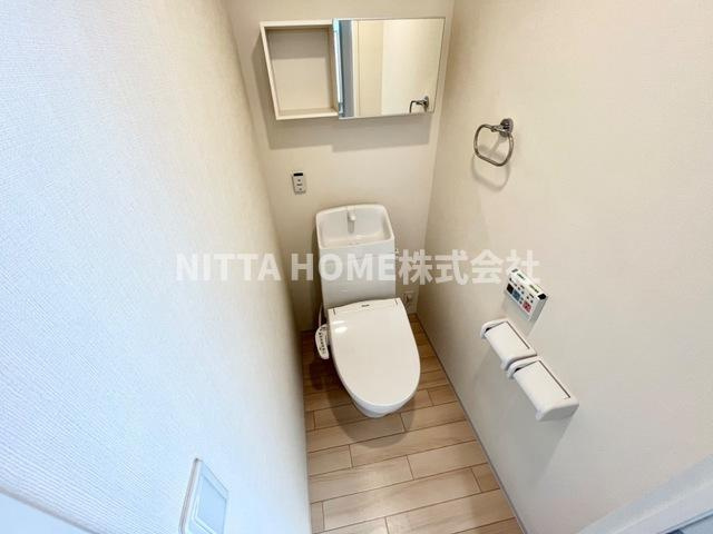 丹波篠山市中野賃貸アパートⅡのトイレ|【完成イメージ図】温水洗浄機能付きのトイレです◇