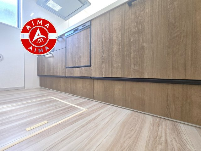 古賀市花鶴丘3丁目第3-2棟（1号棟）の内観：施工例|ご家族を近くに感じられる対面キッチンのLDK。会話もはずみそうですね。