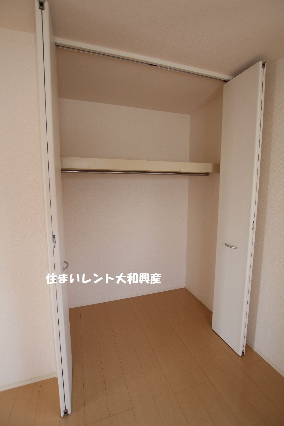 コーポミナモト２の収納
